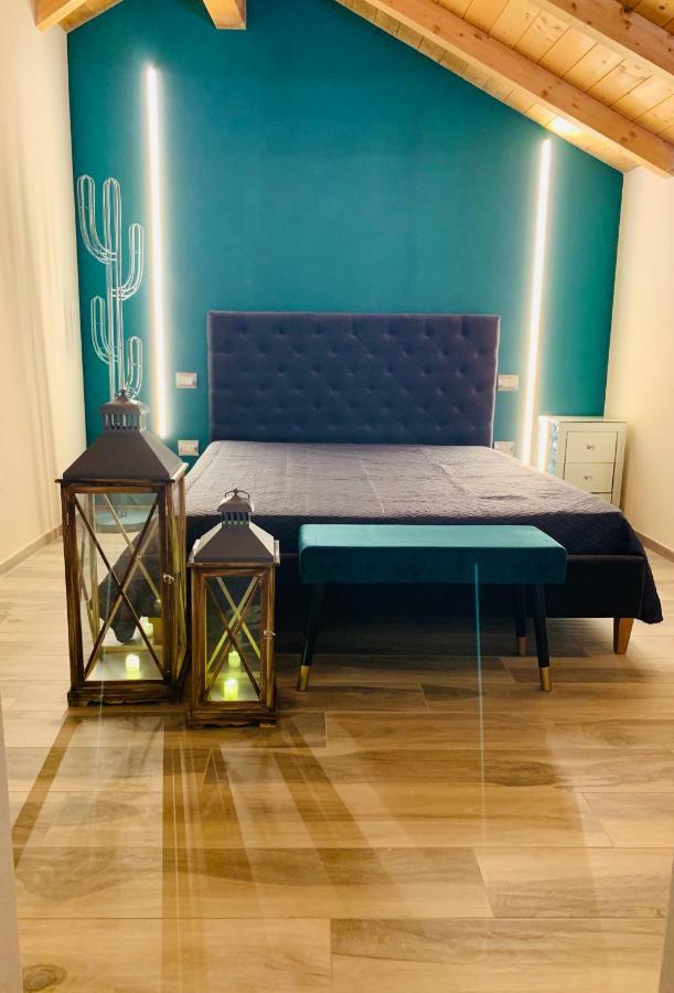 Palazzo Eugenia Suites Vasto Exteriér fotografie