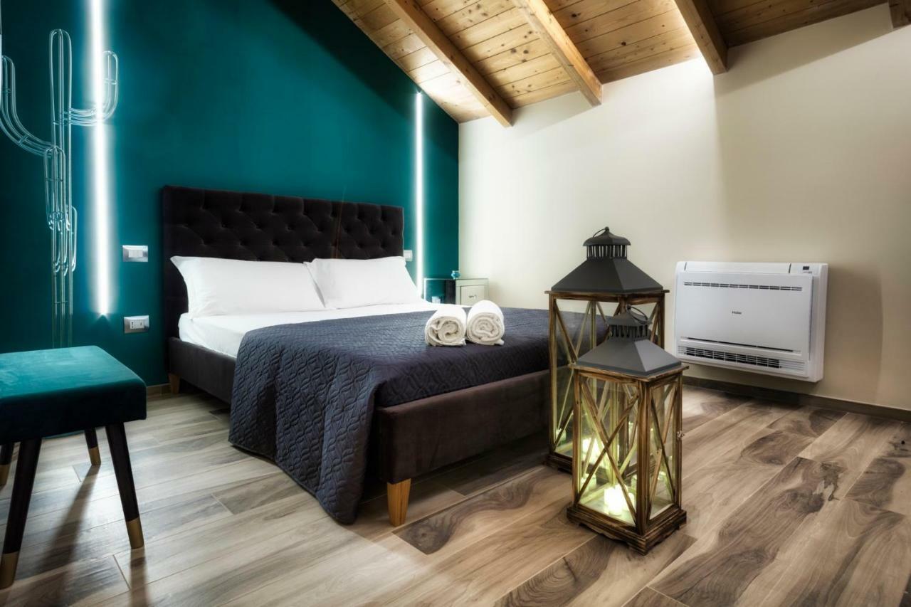 Palazzo Eugenia Suites Vasto Exteriér fotografie