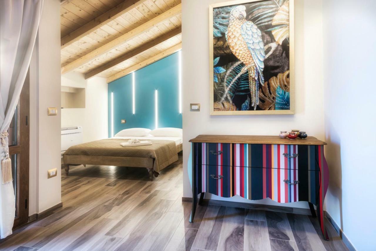 Palazzo Eugenia Suites Vasto Exteriér fotografie