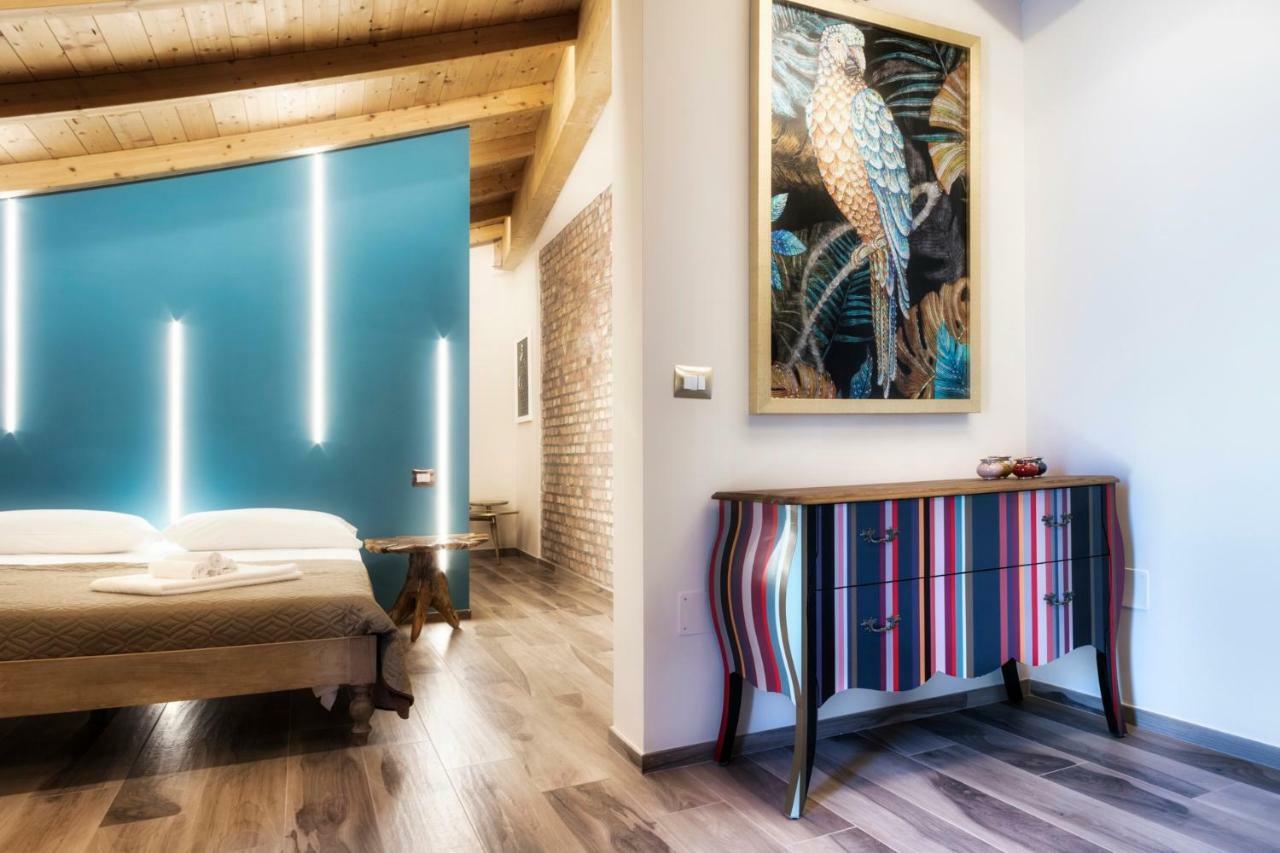 Palazzo Eugenia Suites Vasto Exteriér fotografie