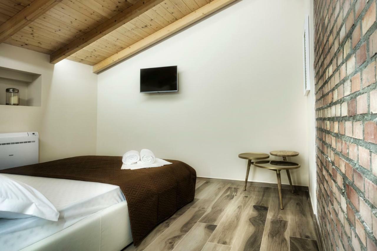 Palazzo Eugenia Suites Vasto Exteriér fotografie